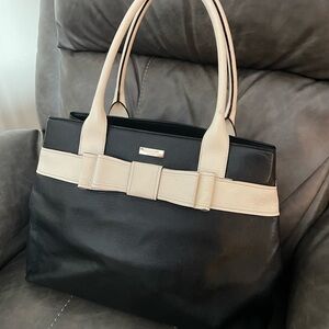Kate Spade Black and Cream Shoulder Bag